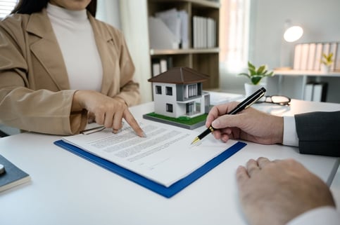 Understanding the Pros and Cons of Interest-Only Mortgages