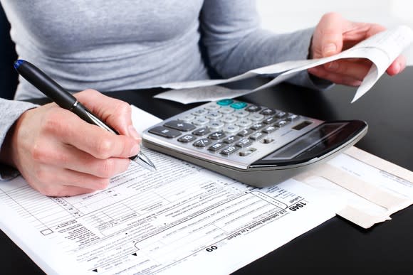 The Great American Wealth Disparity: Do the Richest Pay Enough in Taxes?