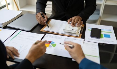 Cracking the Code: How to Spot a Company Headed for Financial Trouble