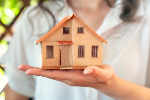 Pros and Cons of Buying Your First Home at 50