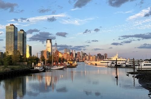 Jersey City: The Ultimate Base for Retiree Globe-Trotters