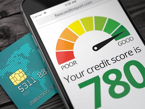 How to Use Free Online Services to Check Your Credit Score