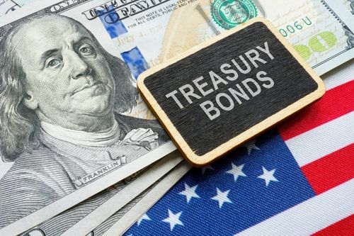 Navigating Cash Portfolios: CD, Treasury Bond, or High-Yield Savings?